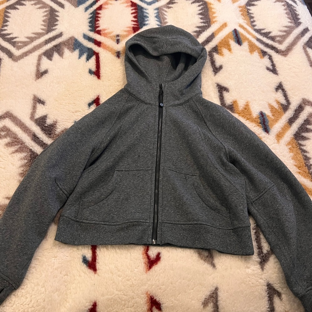 Lululemon Scuba Oversized Full-Zip Cropped Hoodie (XS/S)